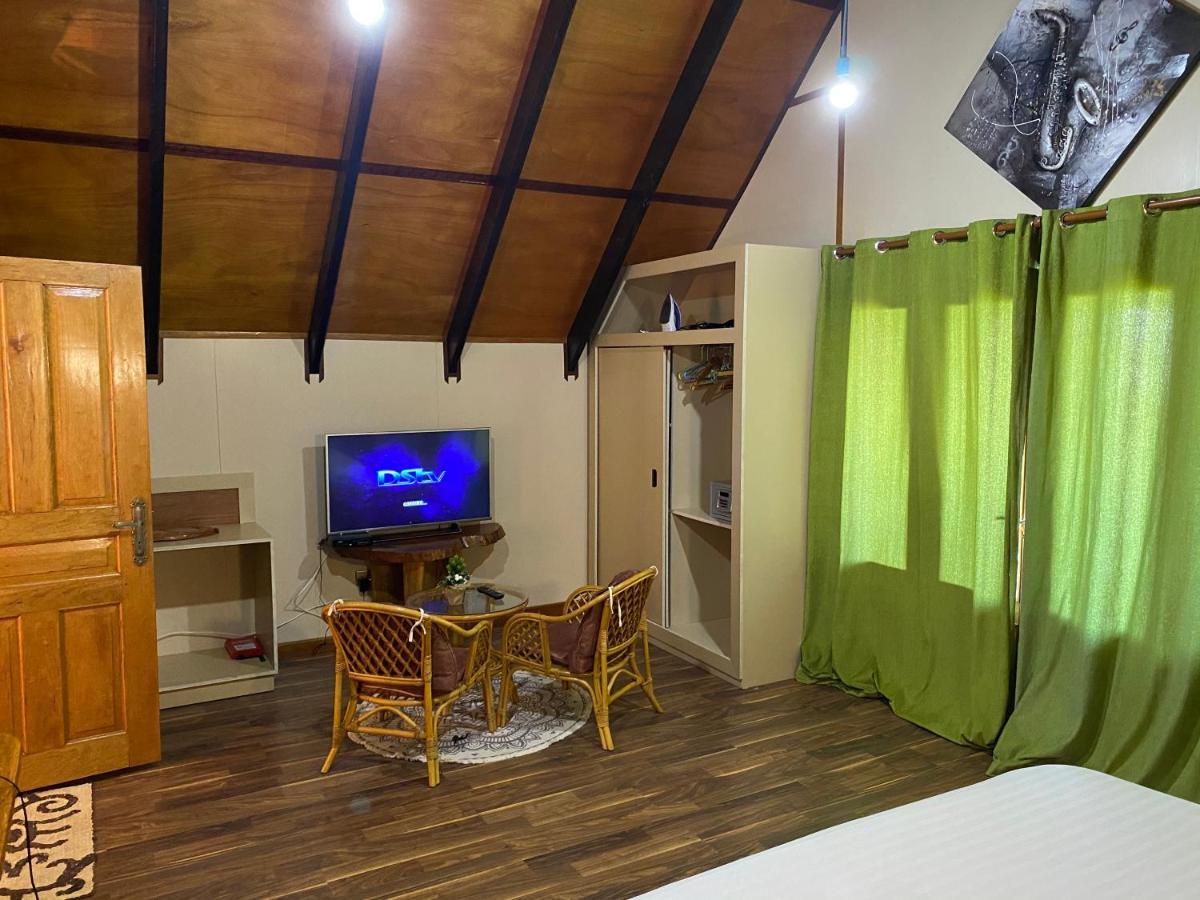 Mouggae Blues Villas Beau Vallon  Exterior foto